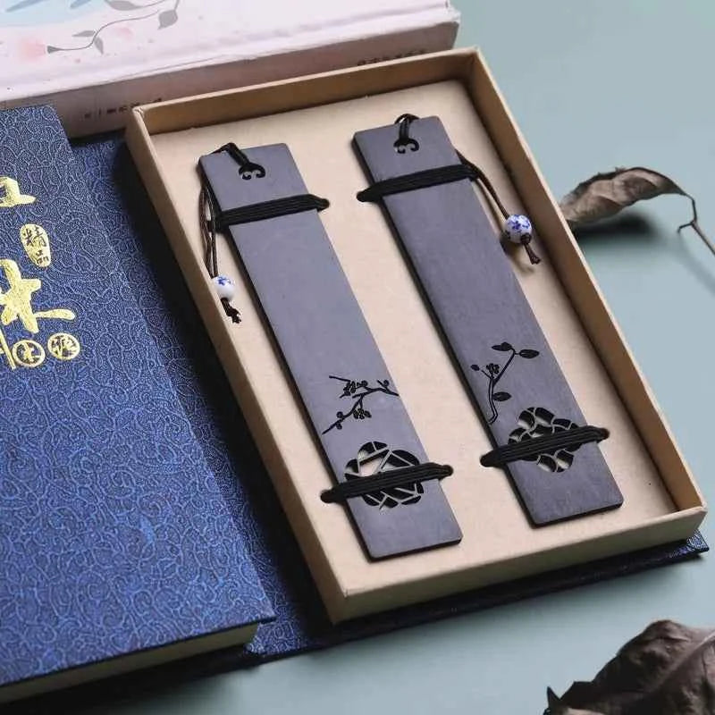 Bokmarkörer i papper