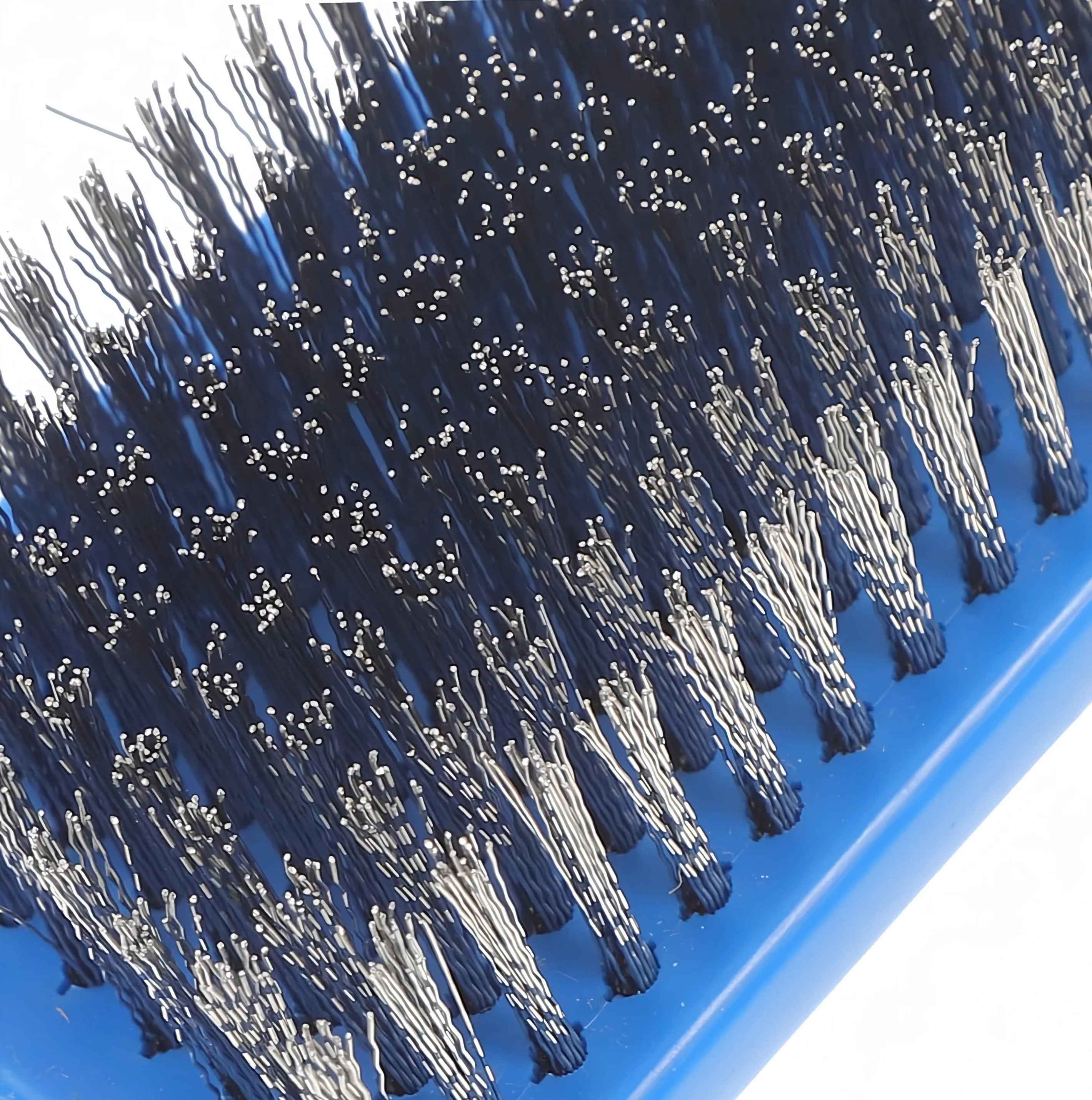 Stålborste för rostborttagning